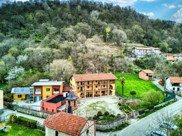 casa indipendente in vendita a Cuorgnè
