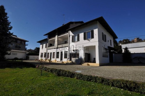 casa indipendente in vendita a Cuorgnè