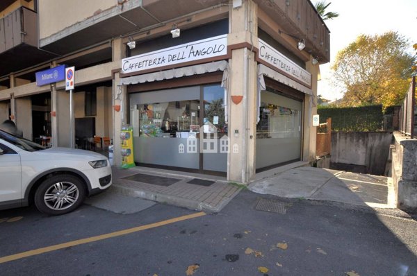 negozio in vendita a Cuorgnè