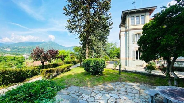 casa indipendente in vendita a Cuorgnè