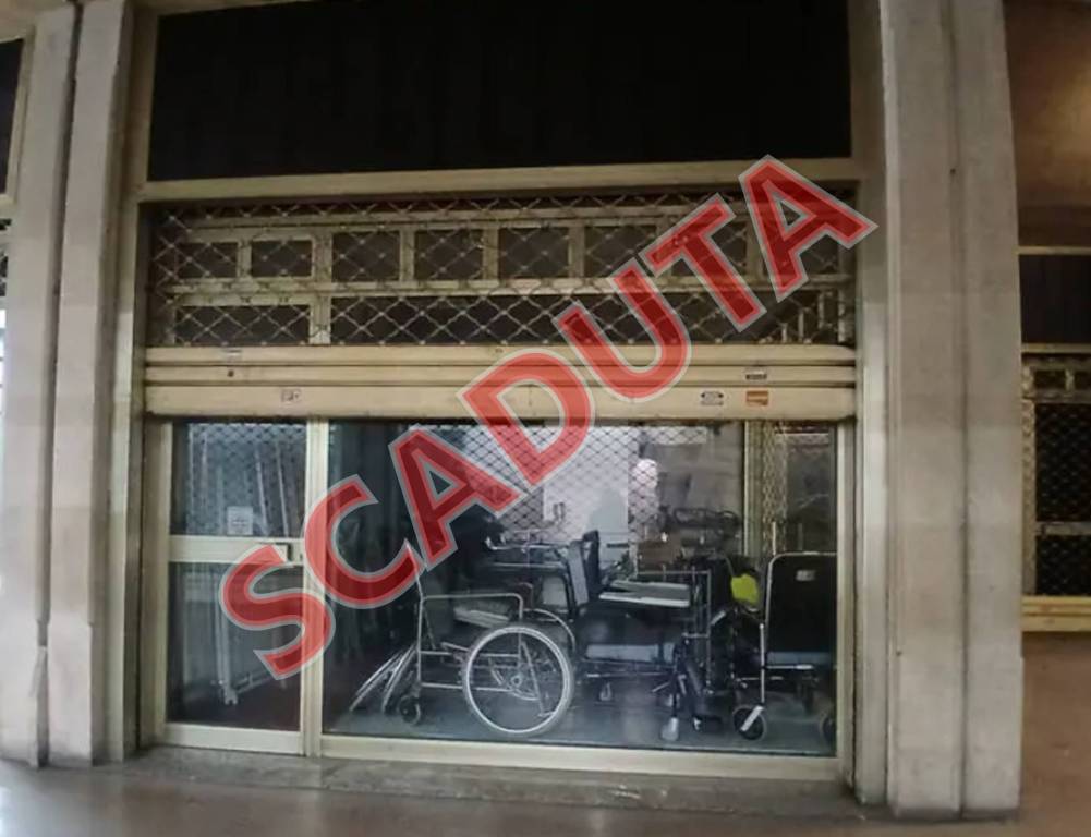 negozio in vendita a Cuorgnè