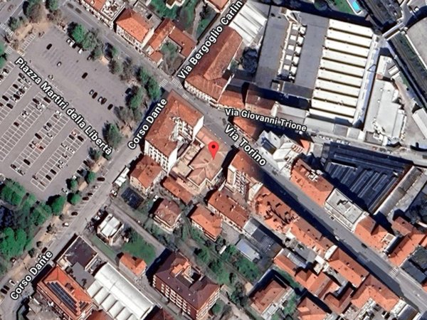 negozio in vendita a Cuorgnè