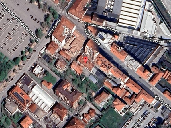 negozio in vendita a Cuorgnè