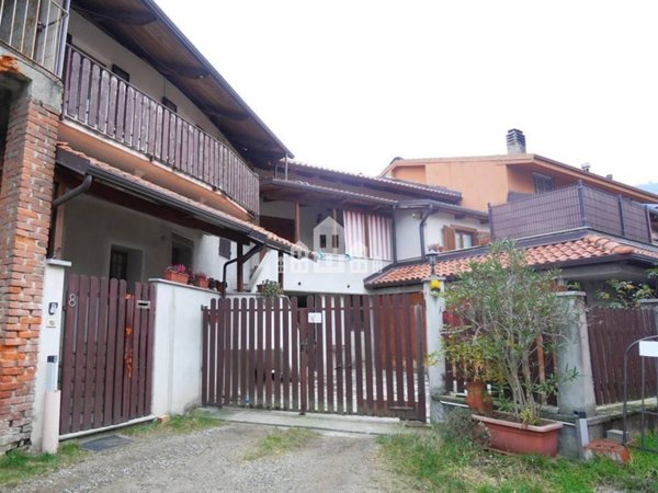 casa indipendente in vendita a Cuorgnè