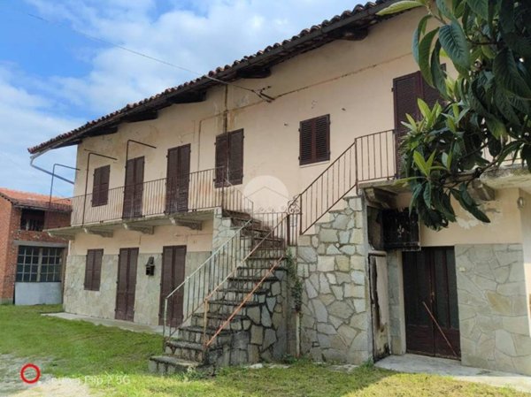 casa indipendente in vendita a Cuorgnè in zona Salto