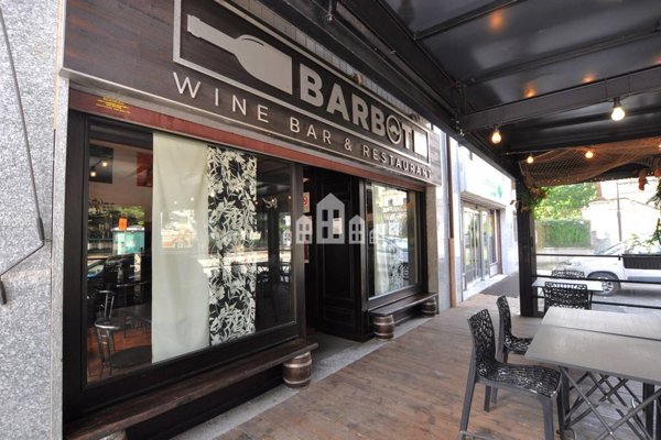 negozio in vendita a Cuorgnè