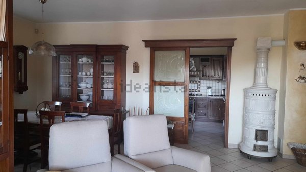 casa indipendente in vendita a Cuorgnè