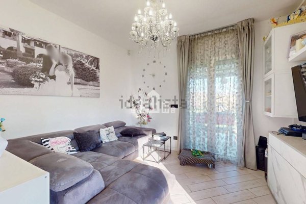 casa indipendente in vendita a Cuorgnè