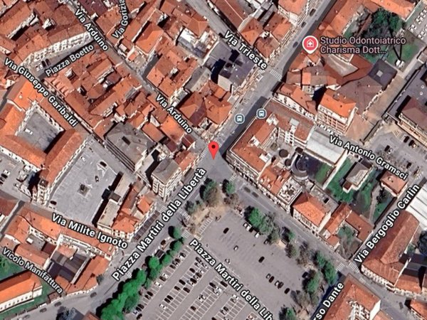 casa indipendente in vendita a Cuorgnè