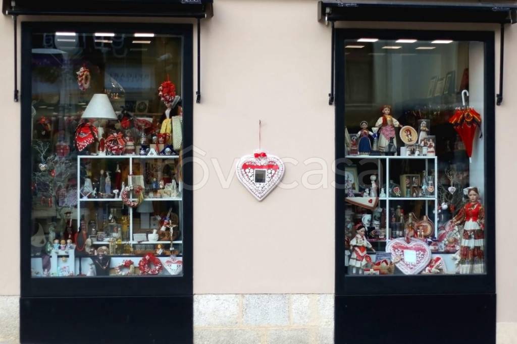 negozio in vendita a Cuorgnè in zona Belvedere