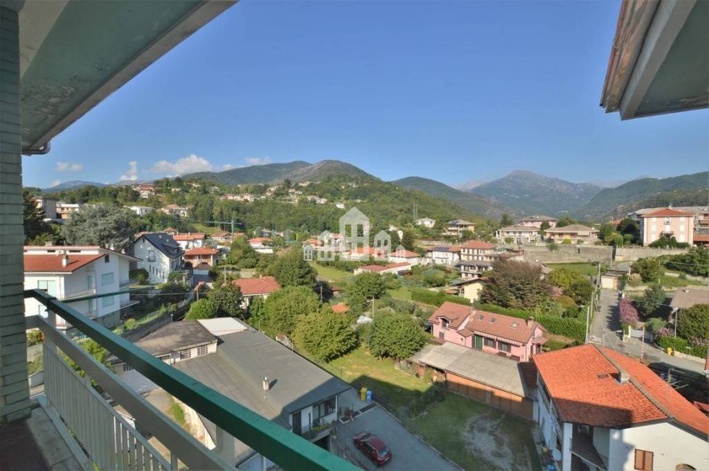 appartamento in vendita a Cuorgnè in zona Belvedere