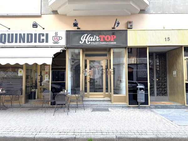negozio in vendita a Cuorgnè