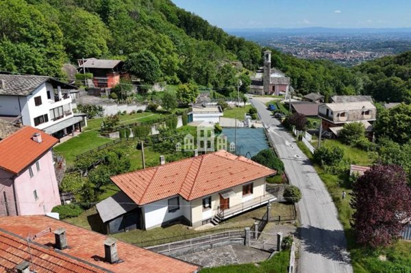 casa indipendente in vendita a Cuorgnè in zona Salto
