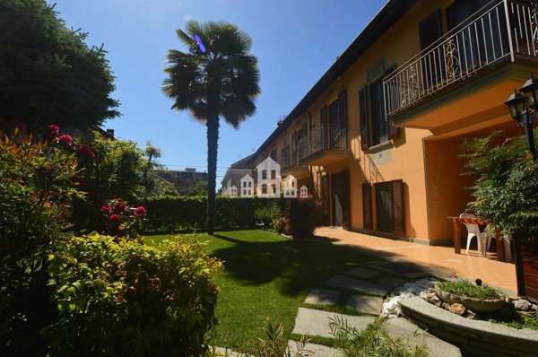 casa indipendente in vendita a Cuorgnè in zona Fornengo