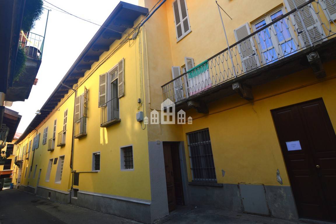 casa semindipendente in vendita a Cuorgnè in zona Belvedere