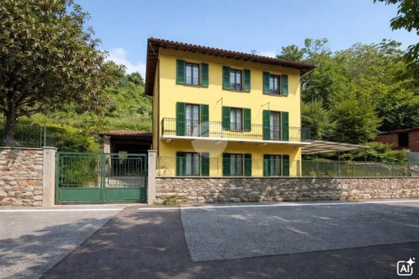 casa indipendente in vendita a Cuorgnè in zona Raschiotti