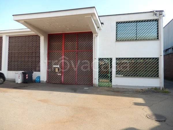 locale commerciale in vendita a Druento