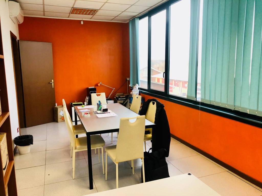 ufficio in vendita a Druento