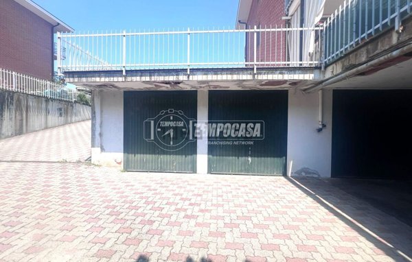 box auto in vendita a Druento