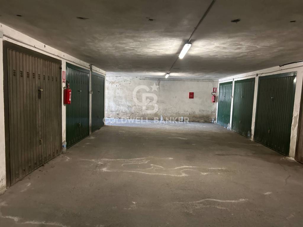 box auto in vendita a Druento