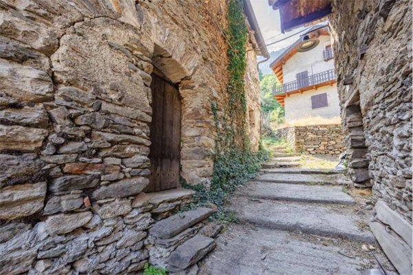 casa indipendente in vendita ad Exilles in zona Cels Rif
