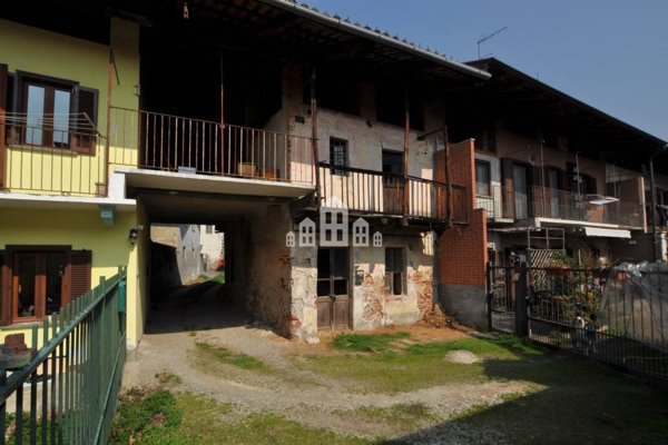 appartamento in vendita a Favria