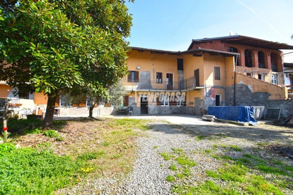 casa indipendente in vendita a Favria
