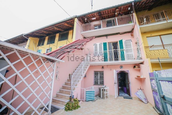 casa indipendente in vendita a Favria