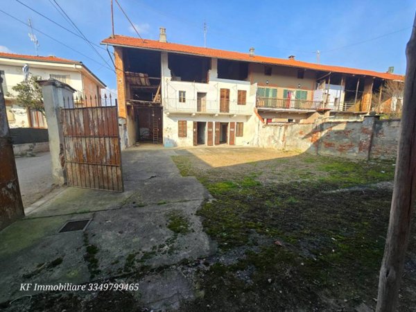 casa indipendente in vendita a Favria