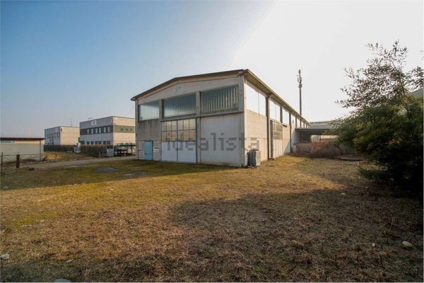 capannone in vendita a Favria