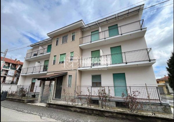 appartamento in vendita a Favria