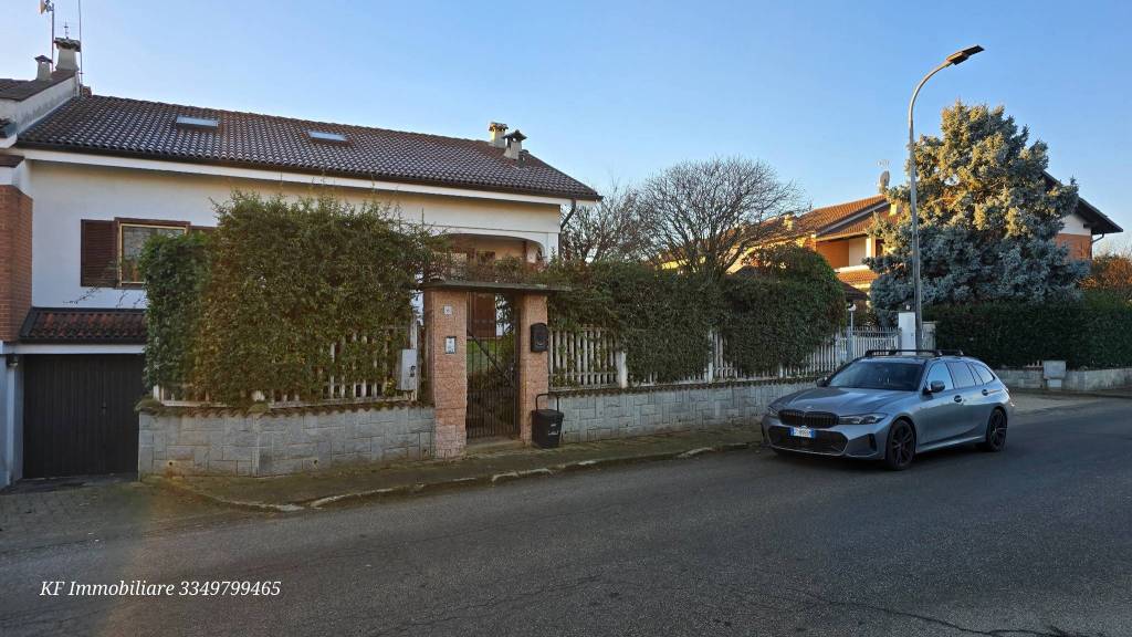 casa indipendente in vendita a Favria