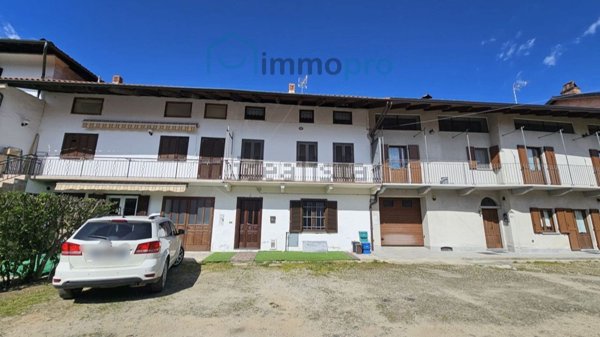 casa indipendente in vendita a Favria