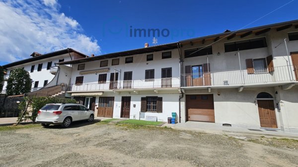 casa indipendente in vendita a Favria