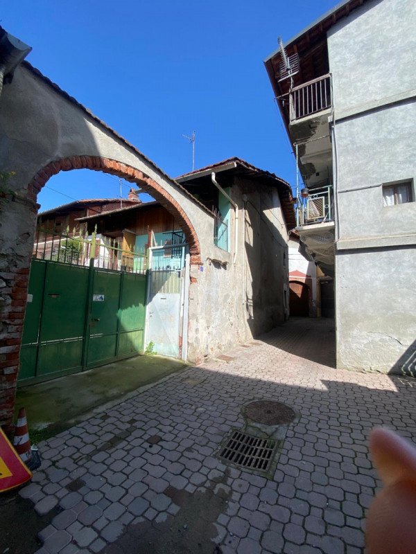 casa indipendente in vendita a Feletto