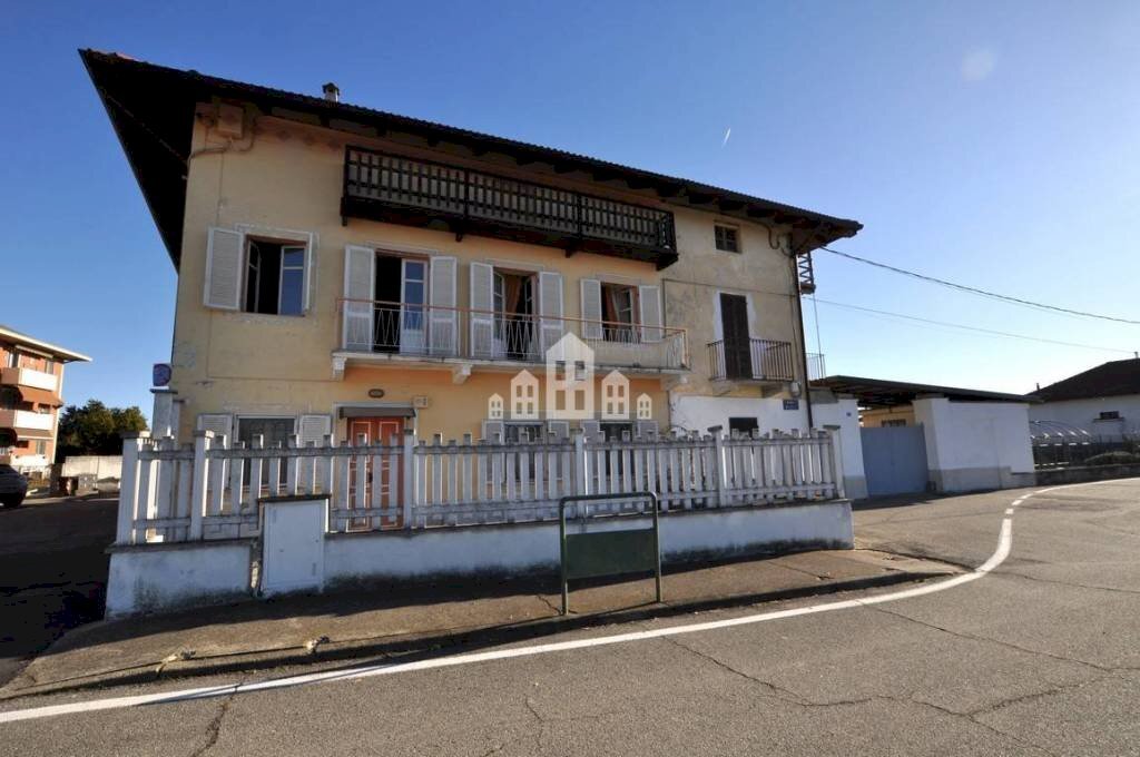 casa indipendente in vendita a Feletto