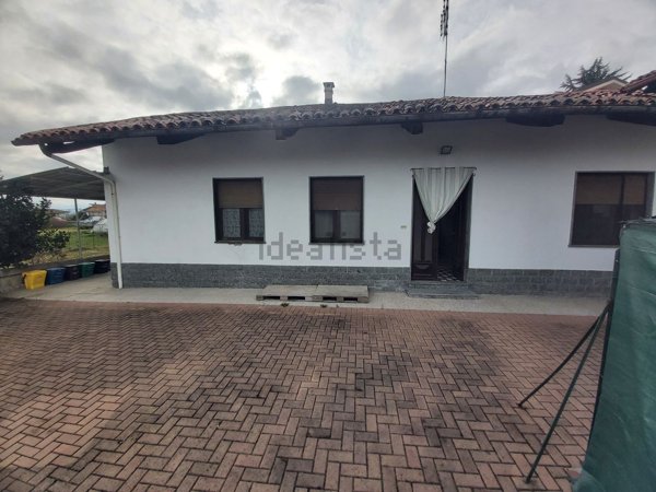 casa indipendente in vendita a Feletto
