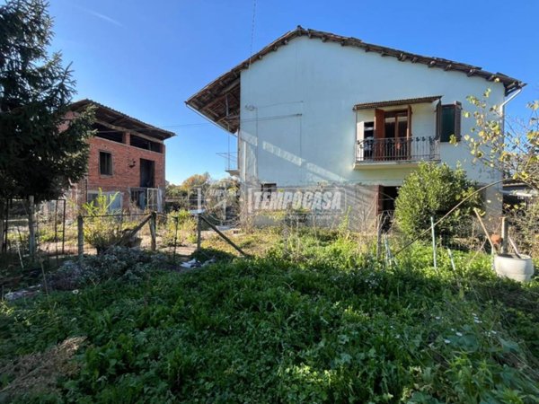 casa indipendente in vendita a Feletto