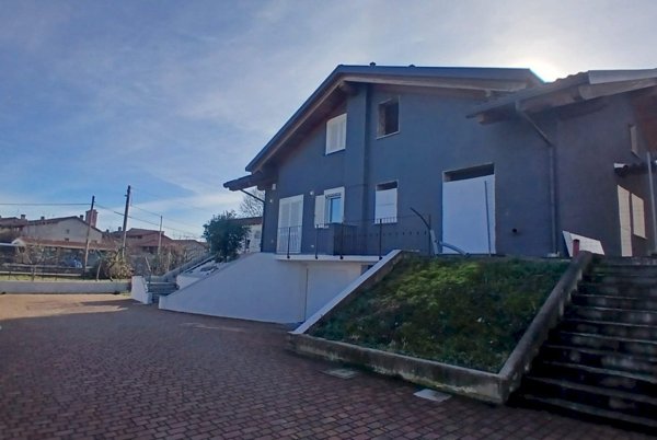 casa indipendente in vendita a Feletto