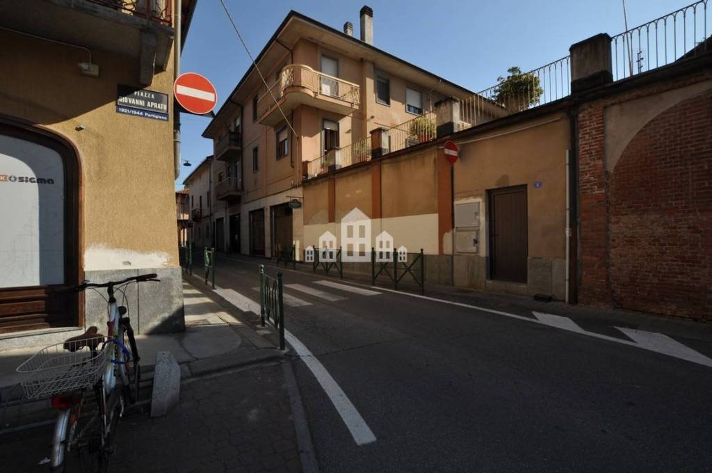 negozio in vendita a Feletto