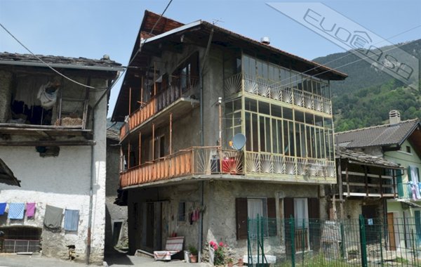casa indipendente in vendita a Fenestrelle