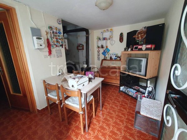 appartamento in vendita a Fenestrelle in zona Chambons