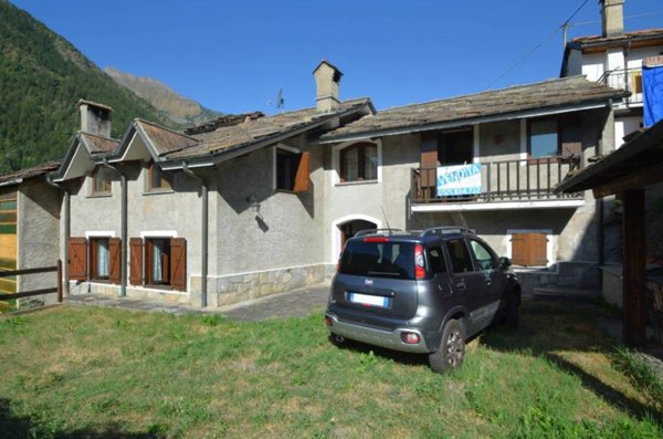 casa indipendente in vendita a Fenestrelle