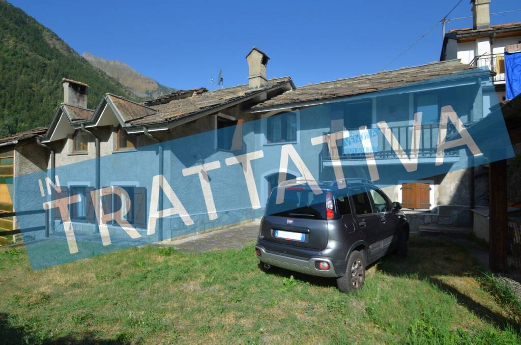 casa indipendente in vendita a Fenestrelle