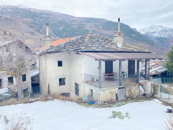 casa semindipendente in vendita a Fenestrelle in zona Granges