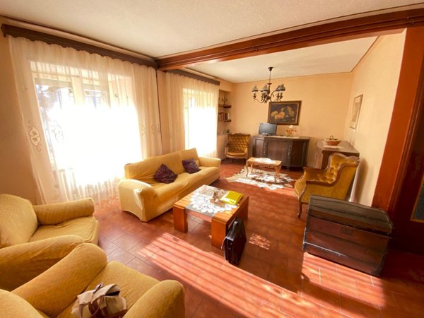 appartamento in vendita a Fenestrelle in zona Chambons