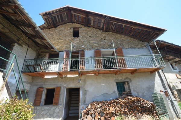 casa semindipendente in vendita a Fenestrelle
