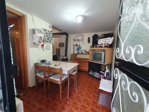 appartamento in vendita a Fenestrelle in zona Chambons