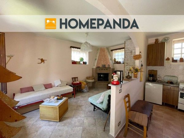 casa indipendente in vendita a Fenestrelle in zona Ville Cloze