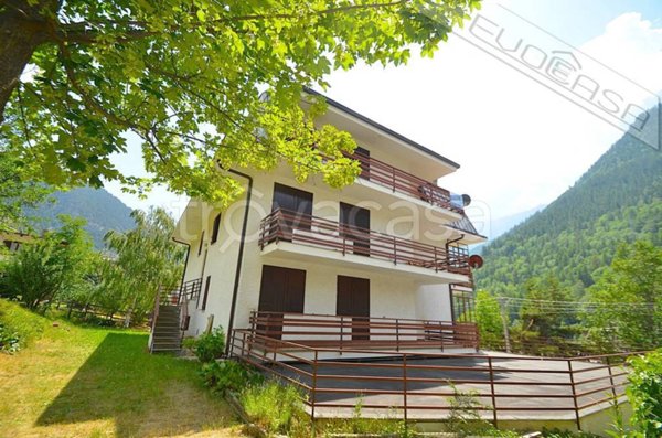 appartamento in vendita a Fenestrelle in zona Puy